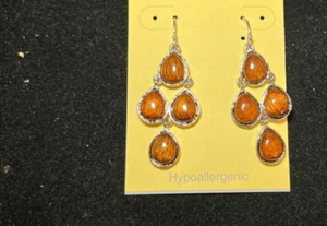 Hawaiian koa wood kite shape gold or silver color earrings nwt 0321/9677 - Picture 1 of 1