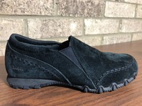 black leather memory foam shoes