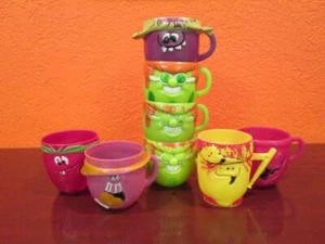 VINTAGE 1960 LOT "8" FUNNY FACE PILLSBURY DRINK MIX ADVERTISING PROMO MUG-CUPS - Picture 1 of 5
