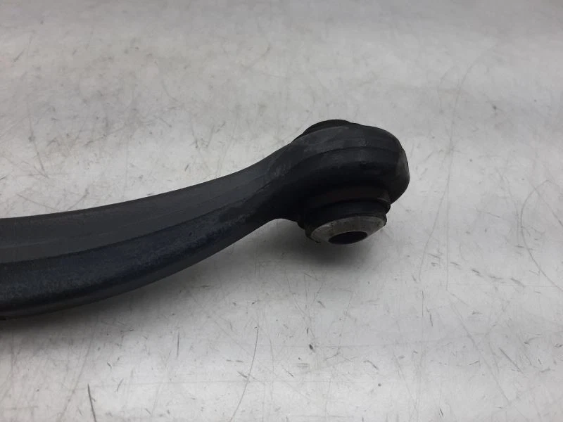 Lower Control Arm Rear VIN J 11th Digit Limited Fits 07-17 GMC ACADIA 23347601 - Image 1 of 4