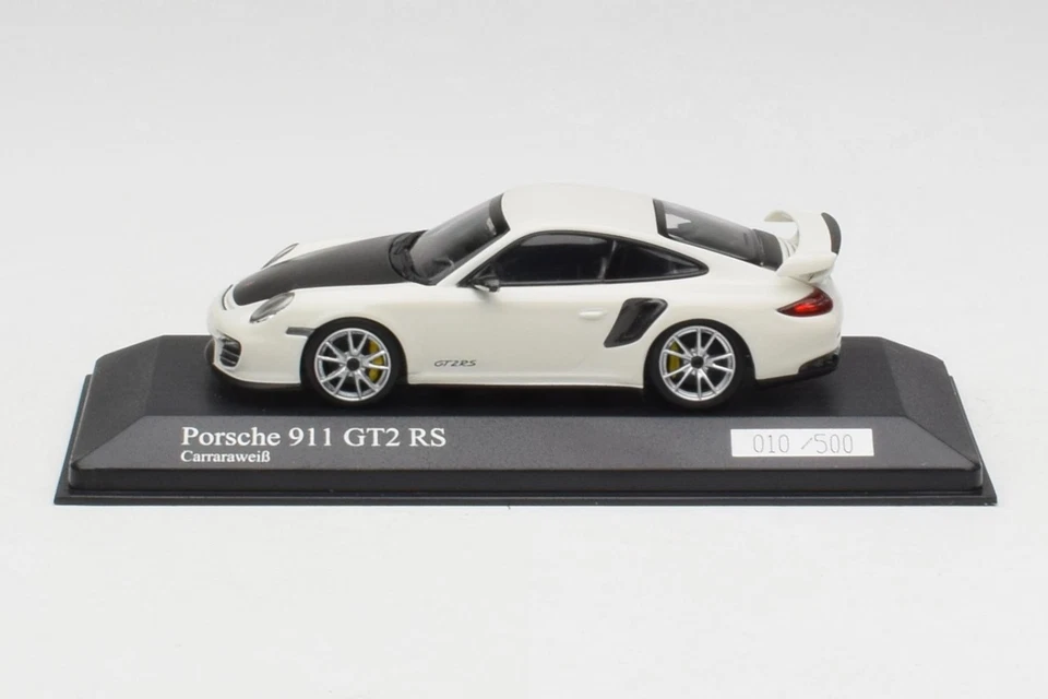400069405 Porsche 911 997.2 GT2 RS White with Silver Wheels Minichamps 1/43 - Imagen 1 de 4