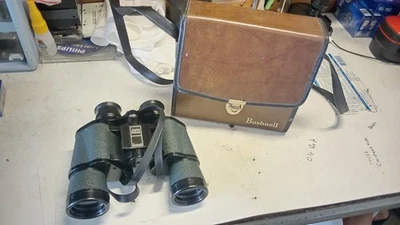 Vintage BUSHNELL SPORTVIEW Extra Wide Angle 7X35 Insta-Focus Binoculars w/case - Image 1 of 4