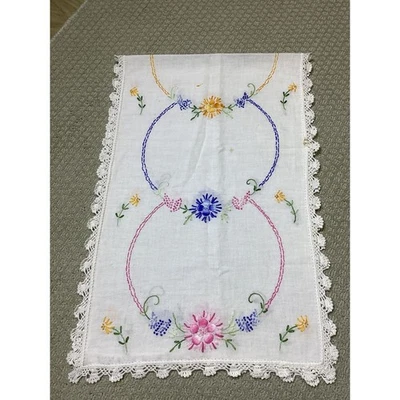 Corredor de mesa bordado vintage lino borde de encaje floral decoración de acento Foto 1 de 4