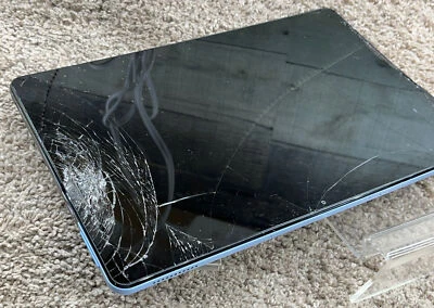 Lenovo IdeaPad Duet CT-X636F 10.1" FHD P60T 4G 64G * / PANTALLA AGRIETADA 8213 Foto 1 de 4