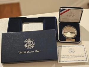 2005 UNITED STATES MARINE CORPS 230th ANNIV SILVER DOLLAR PROOF SET- w/COA&Box - Picture 1 of 9