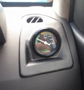 POD SFIATO CRUSCOTTO per RENAULT MEGANE MK2, R/H fit calibro 52MM in NERO TESTURIZZATO  - Foto 1 di 5