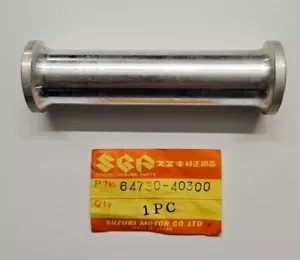 NEW GENUINE SUZUKI RM100/125/250 1979-1981 REAR WHEEL BEARING SPACER 64730-40300 - Picture 1 of 4