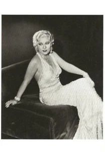 Postcard MAE WEST 1932 Unknown Photographer MINT Unused - Picture 1 of 1