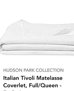 Hudson Park Italian Tivoli Matelasse Full / Queen Coverlet White. Retail $575 - Picture 1 of 3