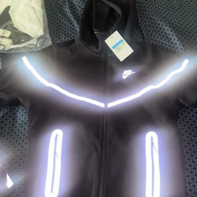 Pantalones de chándal reflectantes Nike Tech polar negros, talla mediana, FZ0762-505 Foto 1 de 3