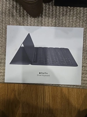 Apple MPTL2LL/A Smart Keyboard for 10.5 inch iPad Pro - Black (New) - Image 1 of 4