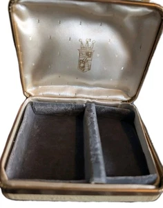 Vintage Schmuck Präsentationsbox Hardshel Leder? Samt gefüttert 4x3" Gold Krone - Bild 1 von 12