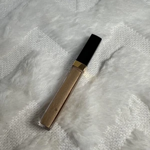 Chanel 712 Melted Honey Rouge Coco Lipgloss volle Größe 0,19oz Neu ohne Box - Bild 1 von 3