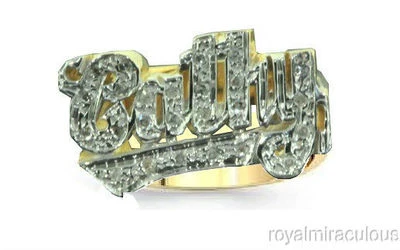Anillo con Nombre Personalizado 12MM Diamante Genuino Oro Amarillo o Blanco 14K. Foto 1 de 4