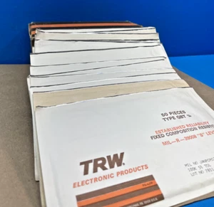 700Pcs TRW Resistors 100K 5% Tol JANRCR07G104JS - Picture 1 of 5