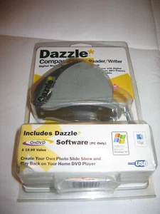 Dazzle CompactFlash Reader/Writer Digital Media Reader Software DM-8000 NEW - Foto 1 di 2