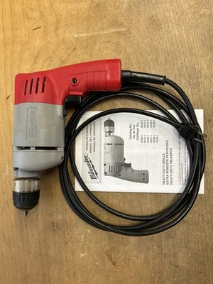 Milwaukee 3/8 дюйма высокопрочная проводная дрель для стрельбы отверстиями, каталог 0231-1, отличное состояние - Изображение 1 из 3