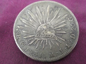 1831 Mexican 8 Reals Cap & Ray Silbermünze 1oz - UNGRADED NICE - Bild 1 von 8