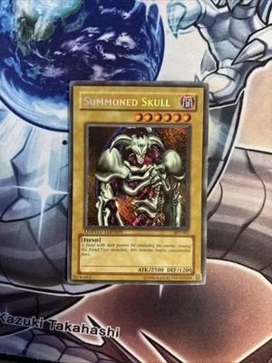 (13) Summoned Skull - Reverse Error - Collectors Tin (BPT-002) MP - Image 1 of 4