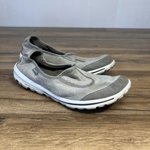 SKECHERS Women's Go Walk Loafer Gray Fabric Sz 11 Medium - Picture 1 of 17