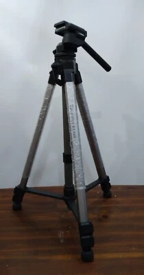 Trípode para cámara Giottos Professional de aluminio grande con amortiguación de aire suave VT 806  Foto 1 de 4