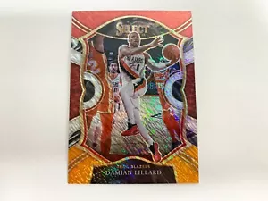 Damian Lillard Concourse Red/White/Orange Shimmer 2020-21 Panini Select Card #24 - Bild 1 von 2