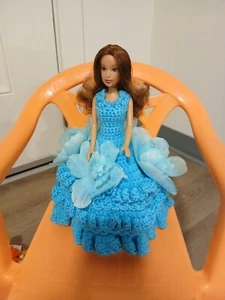 Fashion Doll Toilet Tissue Cover - Picture 1 of 2