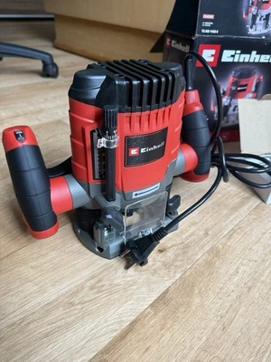 Einhell Oberfräse TC-RO 1155 E, 1100 W, Drehzahlregelung, Parallelanschlag - Bild 1 von 4