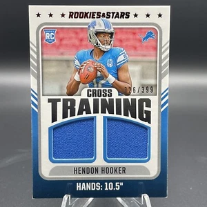 2023 Rookies & Stars Hendon Hooker Cross Training RC Patch /399 Detroit Lions - Bild 1 von 2