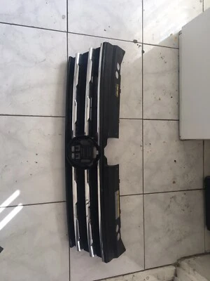 Parrilla delantera 16-21 Volkswagen Tiguan 5NA853653 OEM Foto 1 de 2