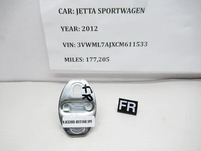 2008-2016 Volkswagen Jetta Sportwagen porta dianteira direita Striker 3B0837033 fabricante de equipamento original - Imagem 1 de 4