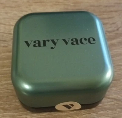 NEU & OVP! VARY VACE FOUNDATION SYLVIA - Bild 1 von 2