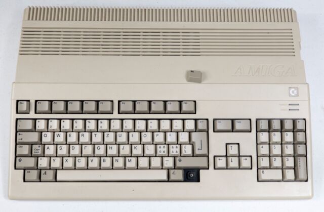 Preços baixos em Commodore Amiga 500+ Computadores e mainframe Antigos