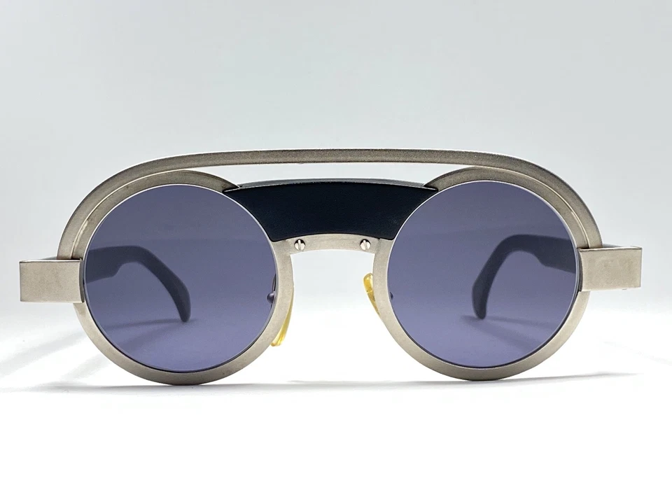 RARO DE COLECCIÓN ALAIN MIKLI 639 REDONDO NEGRO ALUMINIO GRIS LENTE AÑOS 80 HECHO A MANO FRANCIA Foto 1 de 4