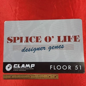 Gremlins 2 - Splice of Life Blechschild - 12"x18" - Trick or Treat Studios - Bild 1 von 12