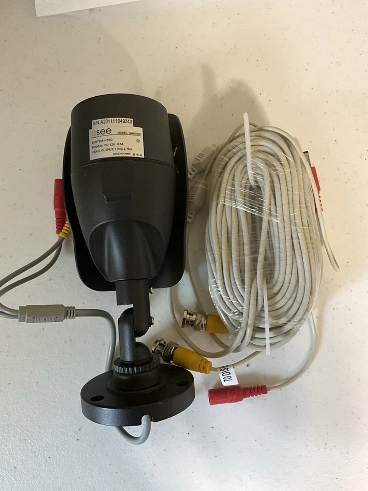 Cámara bala de seguridad de visión nocturna Q-See QM6006B + cable de extensión Foto 1 de 1