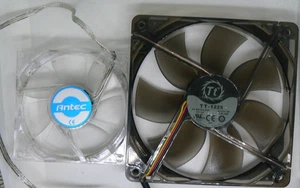 Lot of PC Case Fans – Mixed Brands & Sizes – Used & Tested – Computer Cooling - Bild 1 von 3