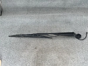 1995-2004 Chevrolet Blazer GMC Jimmy Oldsmobile Bravada Rear Wiper Arm OEM - Picture 1 of 6