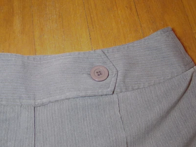 Studio 1940 Pinstripe Womens sz 8 Dress Pants, Clothing - Image 1 of 4