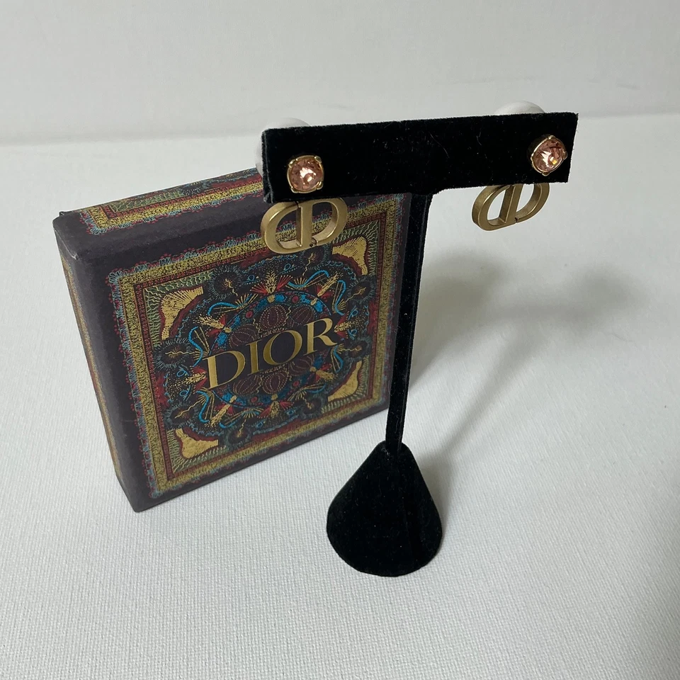 Pendientes Dior de perlas y oro con caja Foto 1 de 3
