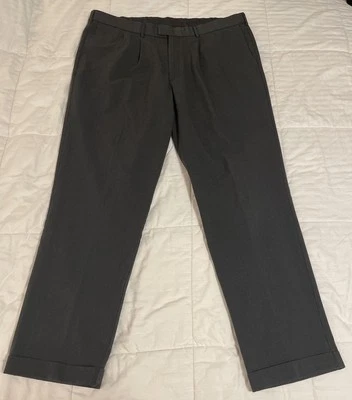 Pantalones para hombre Dockers Stain Defender resistentes a las arrugas plisados delanteros 42x34 usados en excelente estado Foto 1 de 4