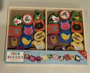 Horizon Group Wooden Lacing Blocks - Animals - NEW - Picture 1 of 2