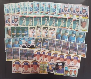 Phil Niekro Lot of 150 Baseball Cards Topps Donruss Fleer Upper Deck SP Vintage - Bild 1 von 2