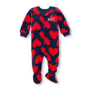 EL LUGAR DE LOS NIÑOS 1 PIEZA CORAZONES ME ENCANTA U NIÑA PIJAMA CON PIES 9-12M DÍA DE SAN VALENTÍN - Imagen 1 de 2