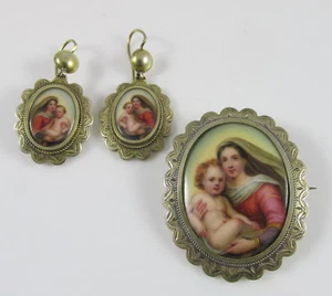 Alte französische Sterling vergoldete & handbemalte Porzellan Madonna & Jesus Pin & Ohrringe Set - Bild 1 von 5