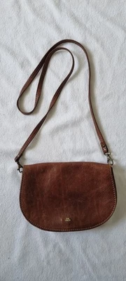 Bolso bandolera de cuero marrón para mujer The Bridge Foto 1 de 4