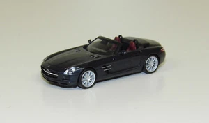 Herpa 034852 H0 Mercedes-Benz SLS AMG Roadster dunkelblau metallic NEU-OVP - Bild 1 von 1