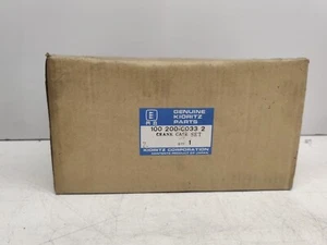 Echo Chainsaw CS-60S Crank Case Set #2 Part No 100200-00332 - Picture 1 of 7