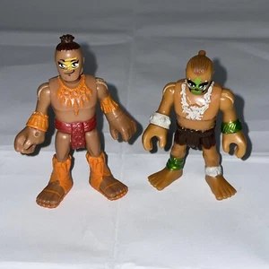 IMAGINEXT SUPER FRIENDS FISHER PRICE FIGURE STEGOSAURO GUERRIERO TRIBALE CAVERNEMAN - Foto 1 di 6