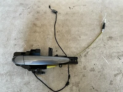  BMW 128I 135I OEM 08-2013 MANIJA EXTERIOR PUERTA LADO PASAJERO DELANTERO DERECHO GRIS  Foto 1 de 4